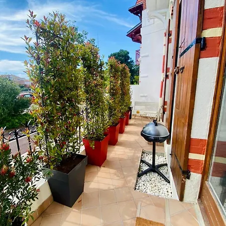 Salve Maria, Proche Et Centre Ville, Menage Et Draps Compris Holiday home Arcachon