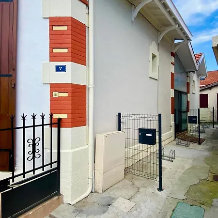Salve Maria, Proche Et Centre Ville, Climatise ,menage Et Draps Compris