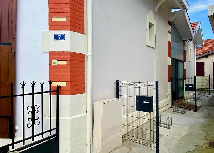 Salve Maria, Proche Et Centre Ville, Menage Et Draps Compris